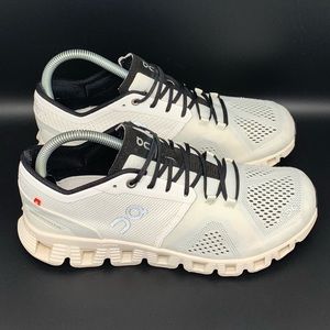 On Cloud X Running Shoes Women’s Sz 8.5